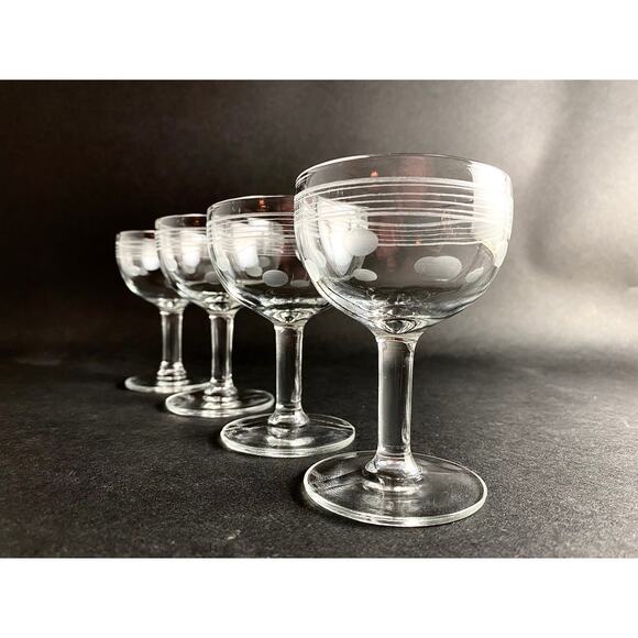 Set of 4 Vintage Cordial/Liquor Glasses | Retro Stemware - Picture 7 of 8